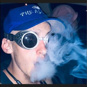 Meet your Posher, Parker